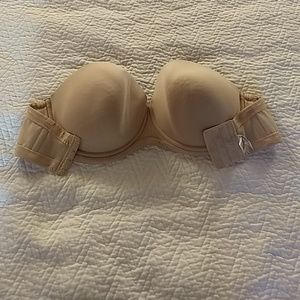 Wacoal red carpet strapless bra